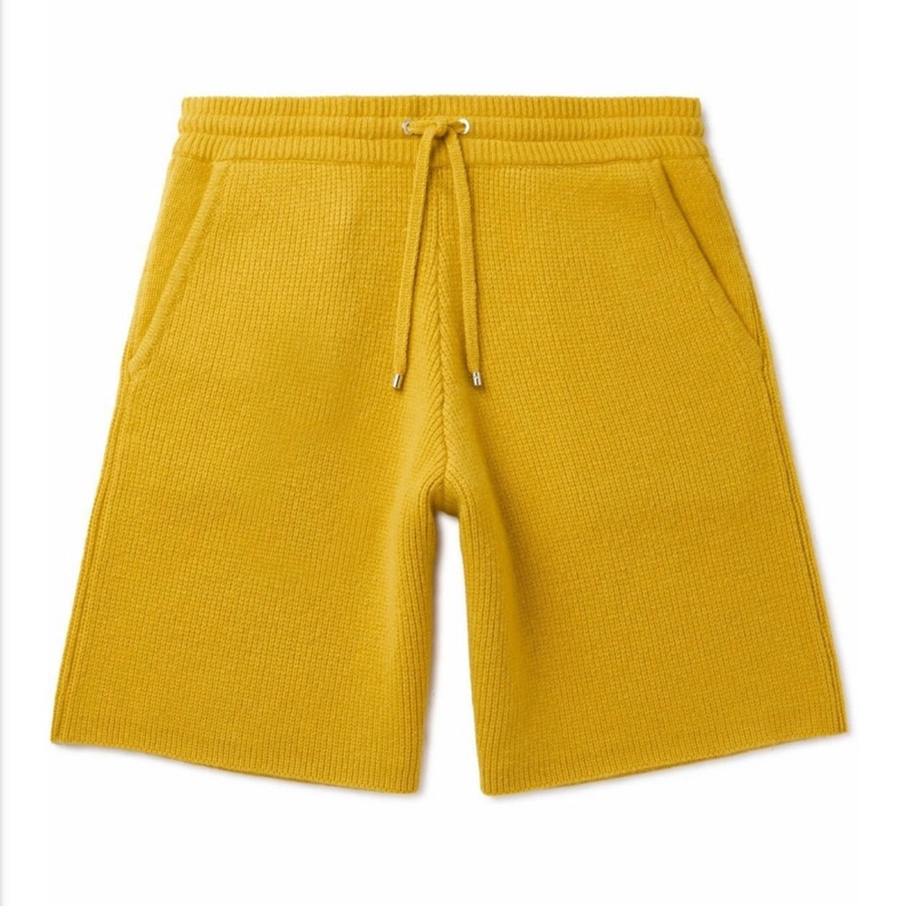 FRAME Wide-Leg Ribbed Cashmere Drawstring Shorts in Yellow